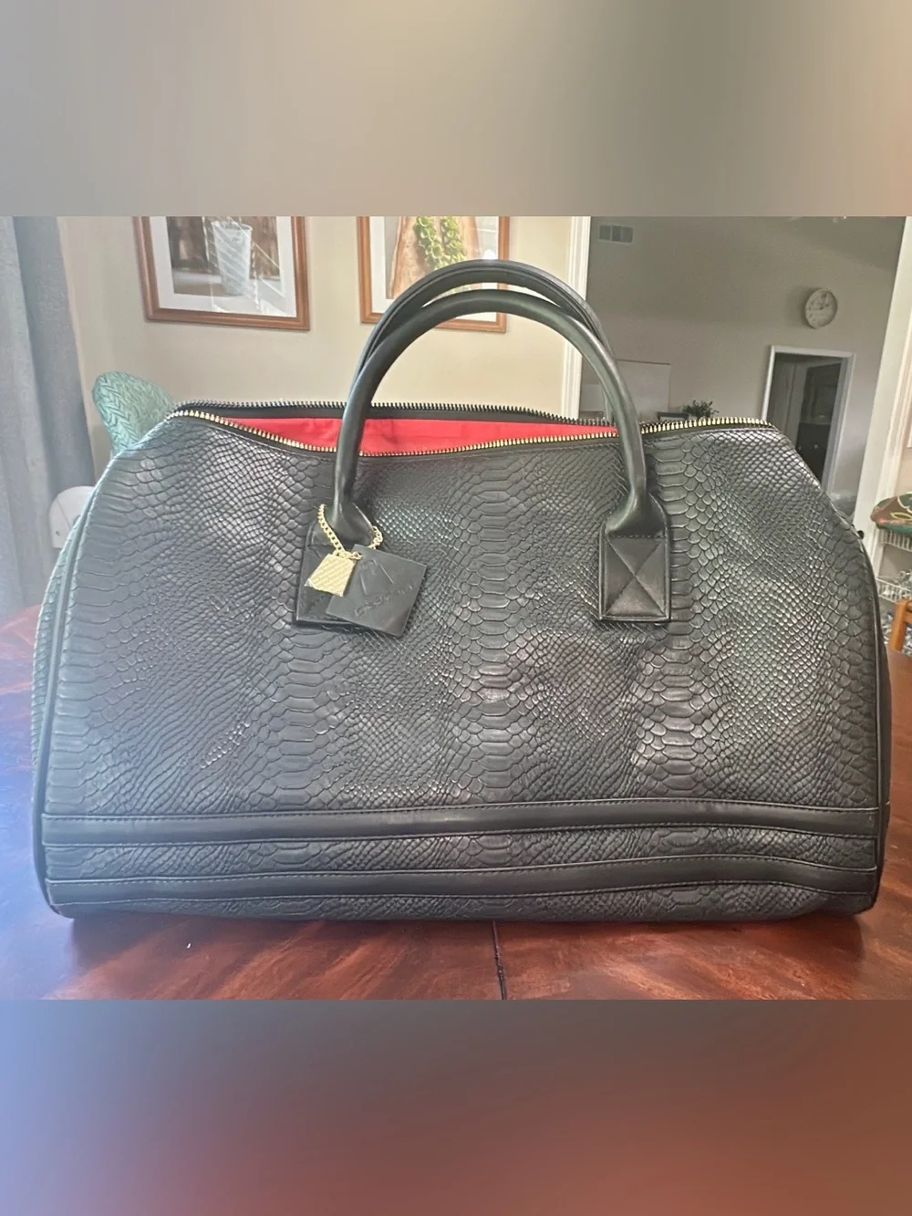 tots and carry premium black